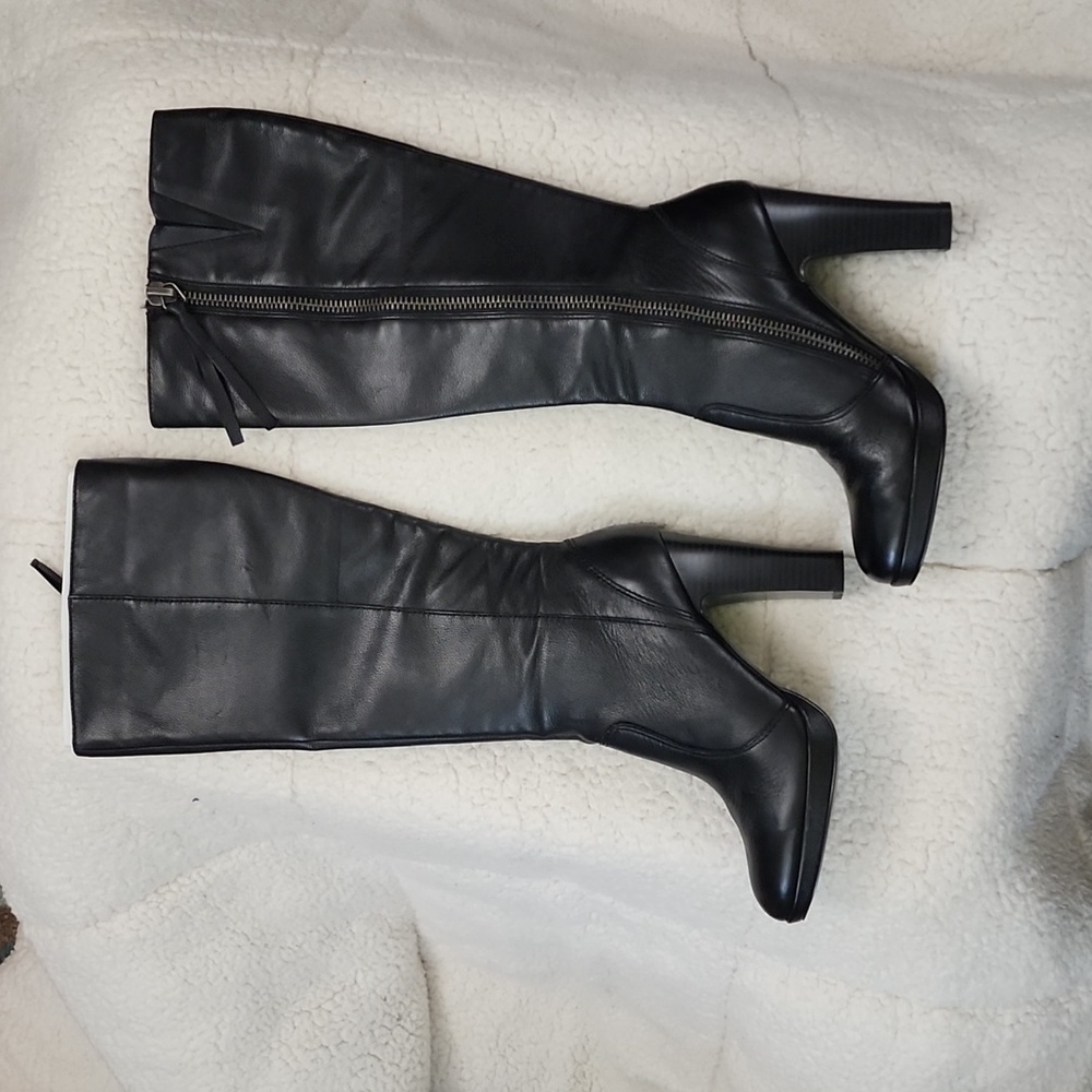 Simply Vera Knee High Boots